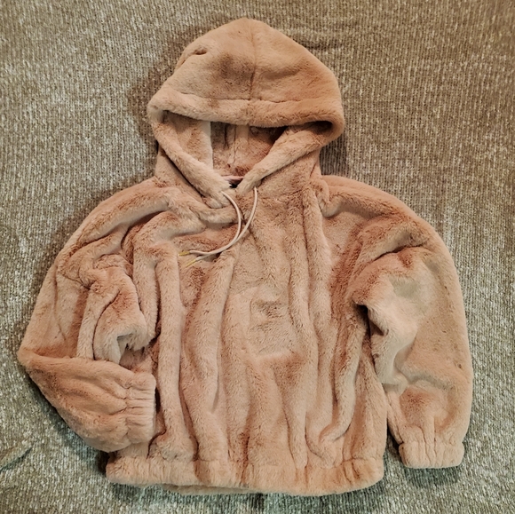 NWT Express Cozy Faux Fur Hoodie in Dusty Pink - Picture 5 of 6